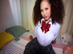 日本でナンパしたジョギング途中の高学歴大学生が 爆乳爆尻を見せつけ 初めての日本人のチ●コに失神寸前激感じまくりのAV出演  ココ（20歳）　サンプル画像08